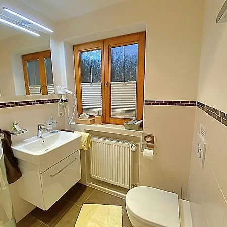 Haus Wiesenblick شقة ريت ام وينكل