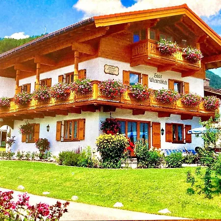 Apartment Haus Wiesenblick *